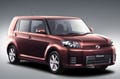 トヨタ、「ルミオン」に期間限定カラーリングモデル