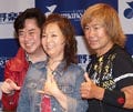 堀江美都子&串田アキラ歌手生活40周年記念ミニライブ開催! 41周年のアニキもお祝いに乱入!?