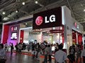 CommunicAsia 2009 - LGがクリスタルキーパッド端末や腕時計携帯などを展示