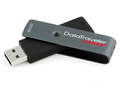 Kingston、データを100%暗号化するUSBメモリ「DataTraveler Locker +」