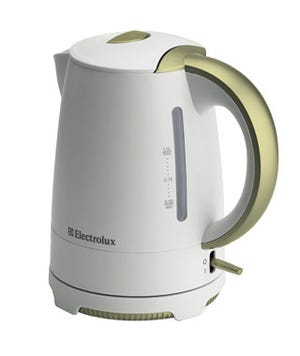 エレクトロラックス、1Lタイプのコードレスケトル「EASYKETTLE」を発売