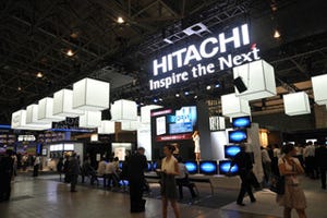 CEATEC JAPAN 2010 - 技術と未来を感じさせるプレゼンテーションの日立製作所