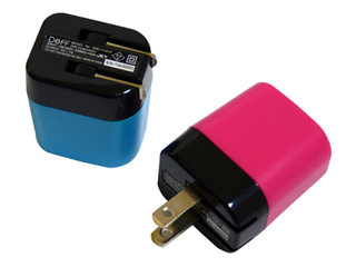 iPhone対応のカラフルなUSB/ACアダプタ「Color SQUARE USB AC Adaptor」5種