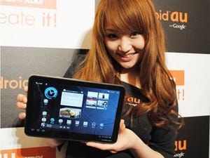 KDDI、Android 3.0搭載タブレット「MOTOROLA XOOM Wi-Fi TBi11M」発表