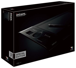 ワコム、多数の最新ソフトをバンドルした「Intuos4」特別版を2種発売