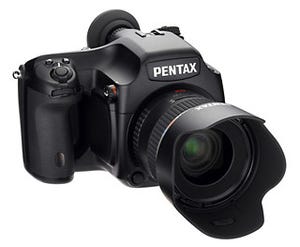 「PENTAX 645D」が"カメラグランプリ2011 大賞"を受賞