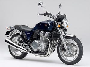 ホンダ、大型ロードスポーツ「CB1100」に専用色の特別仕様車