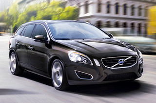 ボルボ、「S60」「V60」の2012年モデルを発売