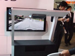 CEATEC JAPAN 2011 - パイオニア、空間投影式のカーナビ用ディスプレイ