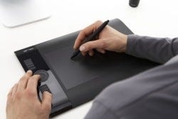 ワコム クロニクル -「Intuos」の歴史(Intuos4誕生編)