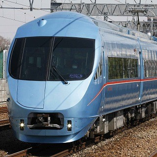 小田急電鉄&東京メトロが大みそかに終夜運転、北千住駅からロマンスカーも