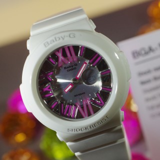 BASELWORLD 2012 - カシオ、4層フェイスがブラックライトで光る「Baby-G」