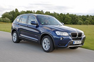 BMW、X3に新世代エンジンを搭載した「X3 xDrive20i」を追加