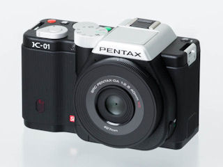 個性派デザイン以外にも見どころ満載のミラーレス機「PENTAX K-01」