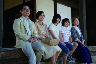 水谷豊主演 "相棒"チーム制作の家族ドラマ『HOME 愛しの座敷わらし』試写会