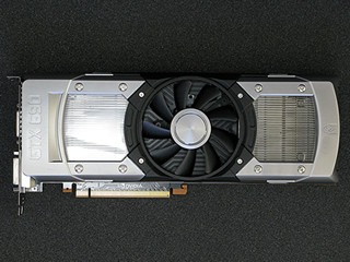 「GeForce GTX 690」を試す - Kepler×2基の"怪物"を既存ハイエンドと比較