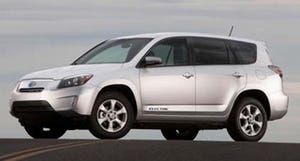 トヨタ、テスラモーターズと共同開発した電気自動車「RAV4 EV」を発表