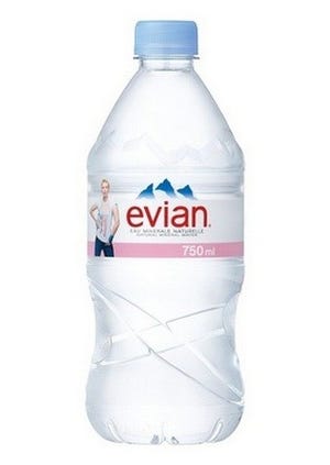 ミネラルウォーター「evian」にシャラポワラベル登場