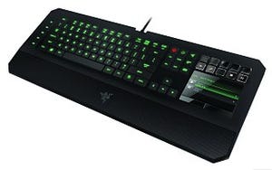 世界一高性能だと!? 4.05型タッチ液晶を備えたRazerのゲーミングキーボード