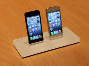 国内発表会で、さっそくiPhone 5にさわってみた! - 大きいのに薄くて軽い!!