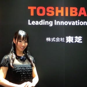 CEATEC JAPAN 2012 - 東芝のPC展示は3段変形のUltrabook