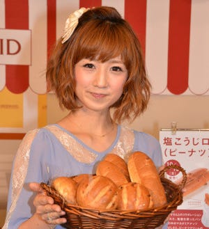 小倉優子、出産後初の公の場に登場「毎日キュンキュンしてます」とおのろけ