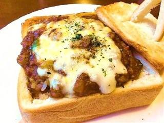 佐賀県唐津のゆるキャラが熱烈PRする「唐ワン伽哩」ってどんなカレー?