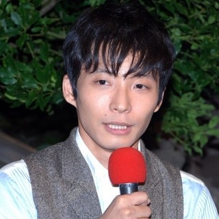 星野源、くも膜下出血で緊急手術 - 経過は良好で、復帰は来年春頃を目標