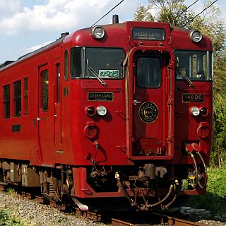 福岡県・九州鉄道記念館で肥薩線「いさぶろう・しんぺい」2日間限定で展示