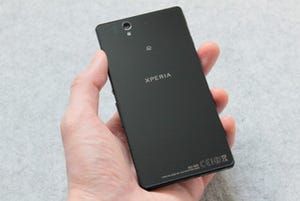 光沢のあるガラス素材が究極に美しい「Xperia Z」 - 発売前に外観と料金を最終チェック!!