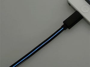 上海問屋、充電状況をLEDで確認できるLightningケーブル