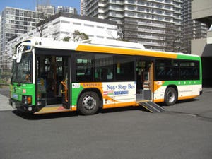 都バスが全車両ノンステップに。人気スポットを掲載したガイドブック配布