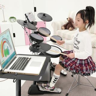 ローランド、子ども向けの電子ドラム練習ソフト - Win/Mac対応で無料