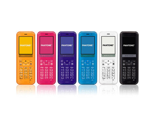 ウィルコム、スマートフォンと連携する「PANTONE＜WX03SH＞」を25日発売