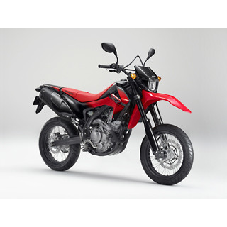 ホンダ、250ccエンジン搭載のスーパーモタードスタイル「CRF250M」を発売