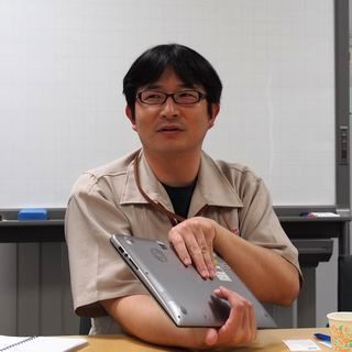 大河原克行のWindows 8 PC探訪記 - 東芝編　薄軽競争と一線を画す上質さとは? dynabook KIRA担当者に聞く