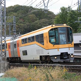 近鉄異種連結列車第2弾! 「楽」&「あおぞらII」で車庫線めぐりツアー