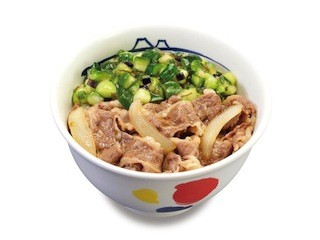 松屋、"きんぴらと半熟玉子"など3種のトッピング牛めしを発売