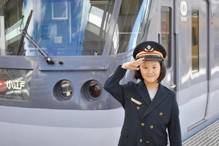 東京都・新宿プリンスホテル、西武新宿駅で1日駅長になれる宿泊プラン発売