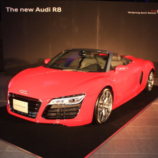 アウディ、A1 / A4 / TT / A6 / A7スポーツバック / R8の装備など一部変更