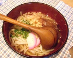 さすが雅な街・京都府!　シルクを練りこんだ「シルクうどん」もあるのだ!!