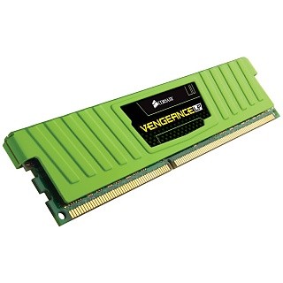 CORSAIR、選別チップで信頼性とOC耐性を高めたDDR3-1600メモリモジュール