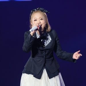 西野カナ、抜群の歌唱力でTGC観客を魅了! モデルと共演し「歌詞飛んだ」