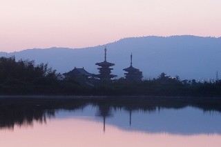 奈良県・薬師寺東塔の水煙が61年ぶりに特別公開!　飛天舞い降りる