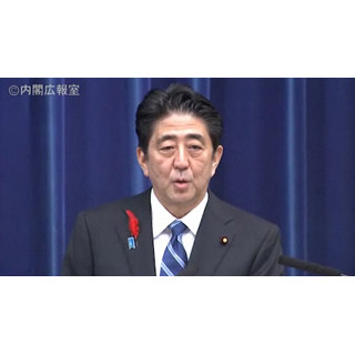 安倍首相、"消費税率8%引き上げ"決定で「社会保障にしか使わない」と明言