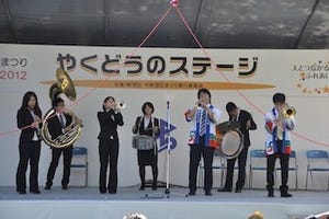 東京都新宿区で「大新宿区まつり」開催 -ファッションや大道芸!