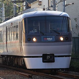 西武鉄道、特急レッドアローで行く女性限定「秩父開運ゆるさんぽ旅」実施