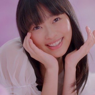 史上最高にかわいい指原莉乃!? 自慢の美脚も披露し「私じゃないみたい!」