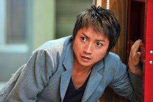 藤原竜也VS山田孝之、初公開の映像で壮絶バトル! 「俺の世界から出て行け」