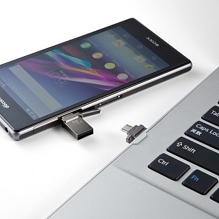 サンワダイレクト、スマホもPCも使えるUSB/microUSBデュアルポートメモリ